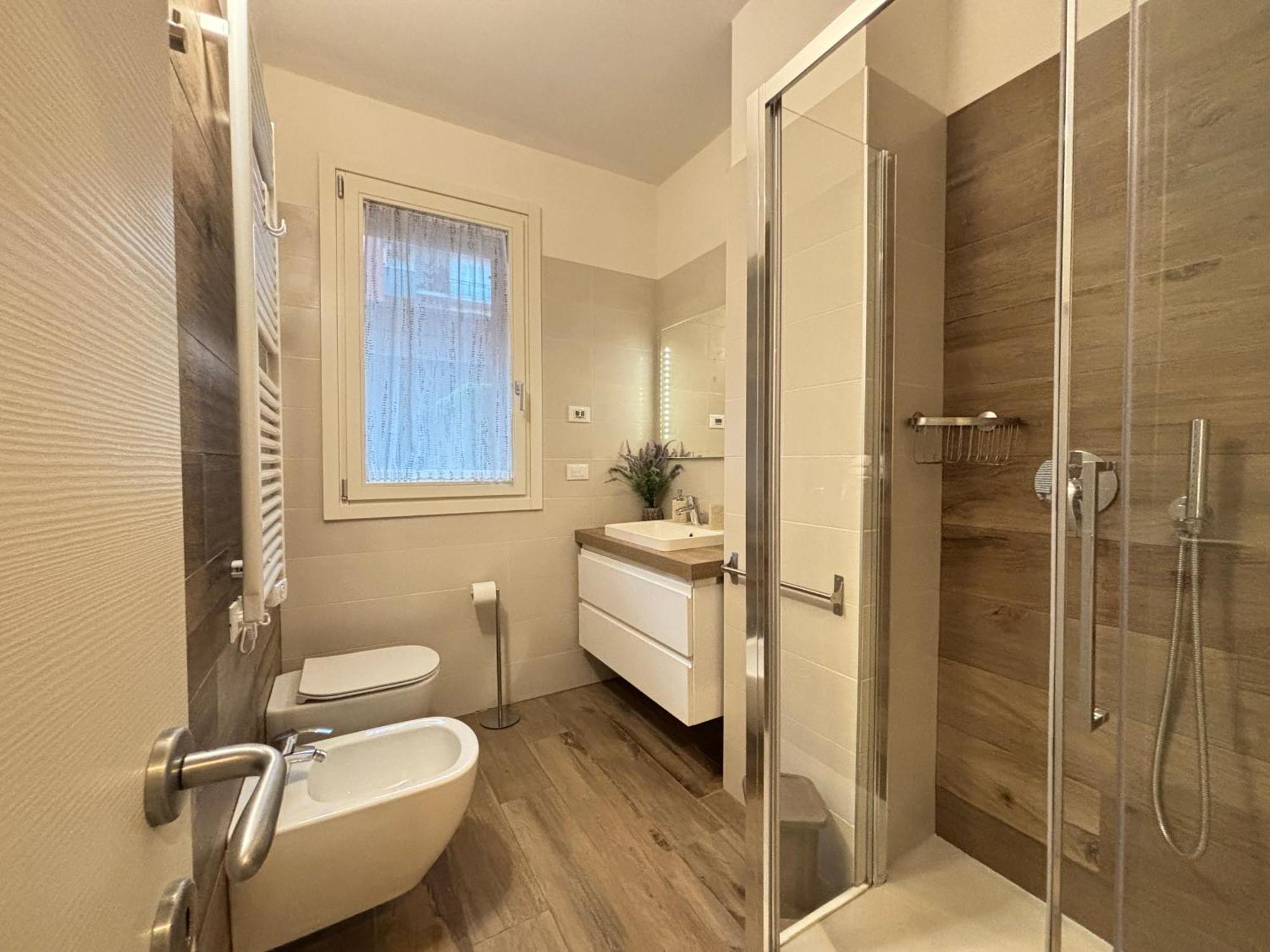 Smart House S.Orsola - Garage & Garden Apartment Bologna Bagian luar foto