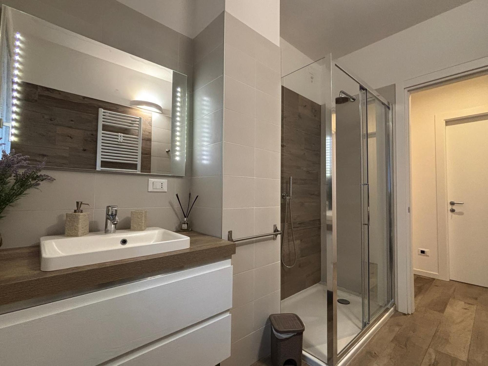 Smart House S.Orsola - Garage & Garden Apartment Bologna Bagian luar foto