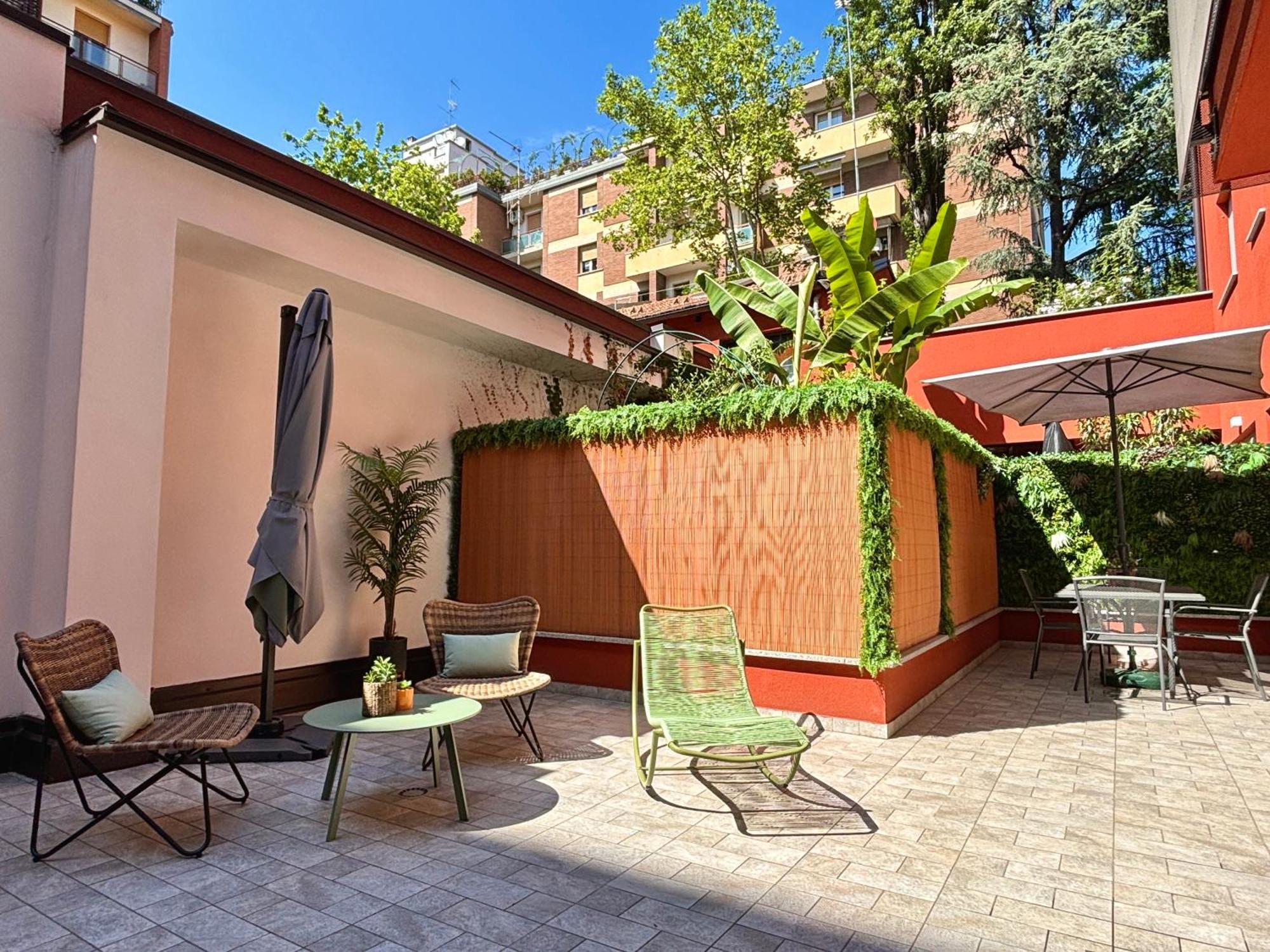 Smart House S.Orsola - Garage & Garden Apartment Bologna Bagian luar foto